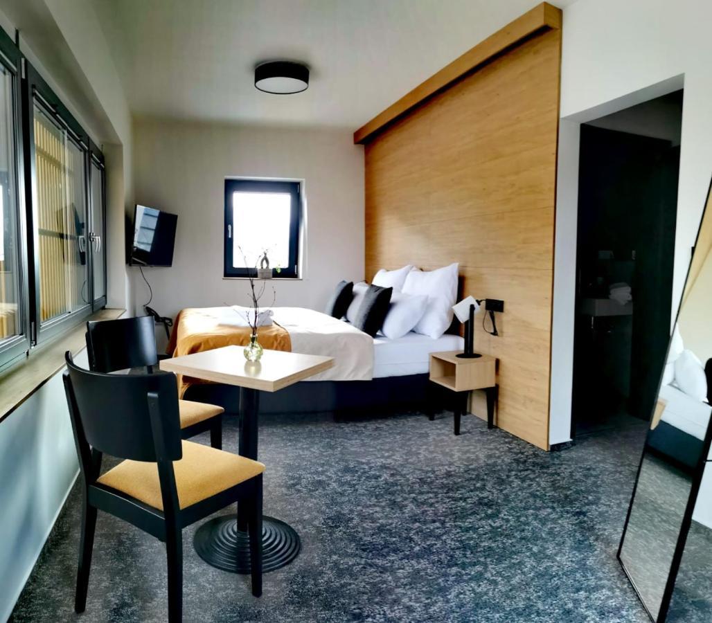 Hotel Maralak Kunčice pod Ondřejníkem エクステリア 写真