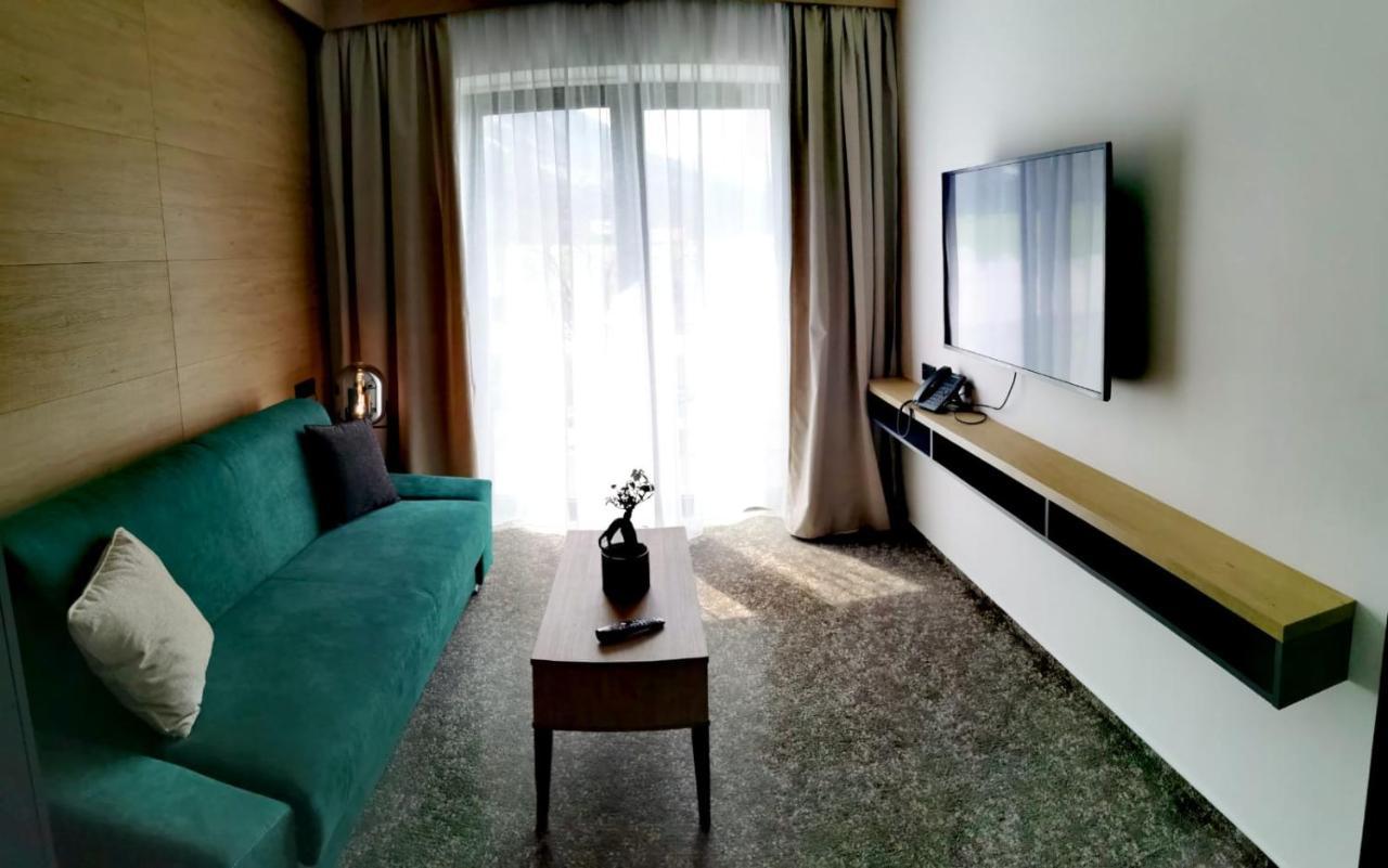 Hotel Maralak Kunčice pod Ondřejníkem エクステリア 写真